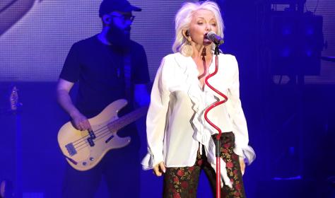 62