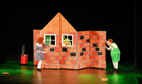 Teatralna Niedziela - "Trzy świnki"