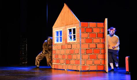 Teatralna Niedziela - "Trzy świnki"