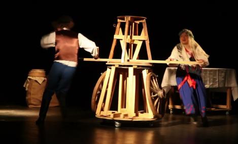 Embedded thumbnail for Fragmenty spektaklu &quot;To, co straszy&quot; w wykonaniu Teatru Stajnia Metamorficzna 05.11.2025 Kinoteatr &quot;Zbyszek&quot;