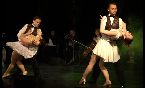 Embedded thumbnail for Fragmenty z Operetki Franza Lehara w trzech aktach "WESOŁA WDÓWKA" Teatr Muzyczny Castello